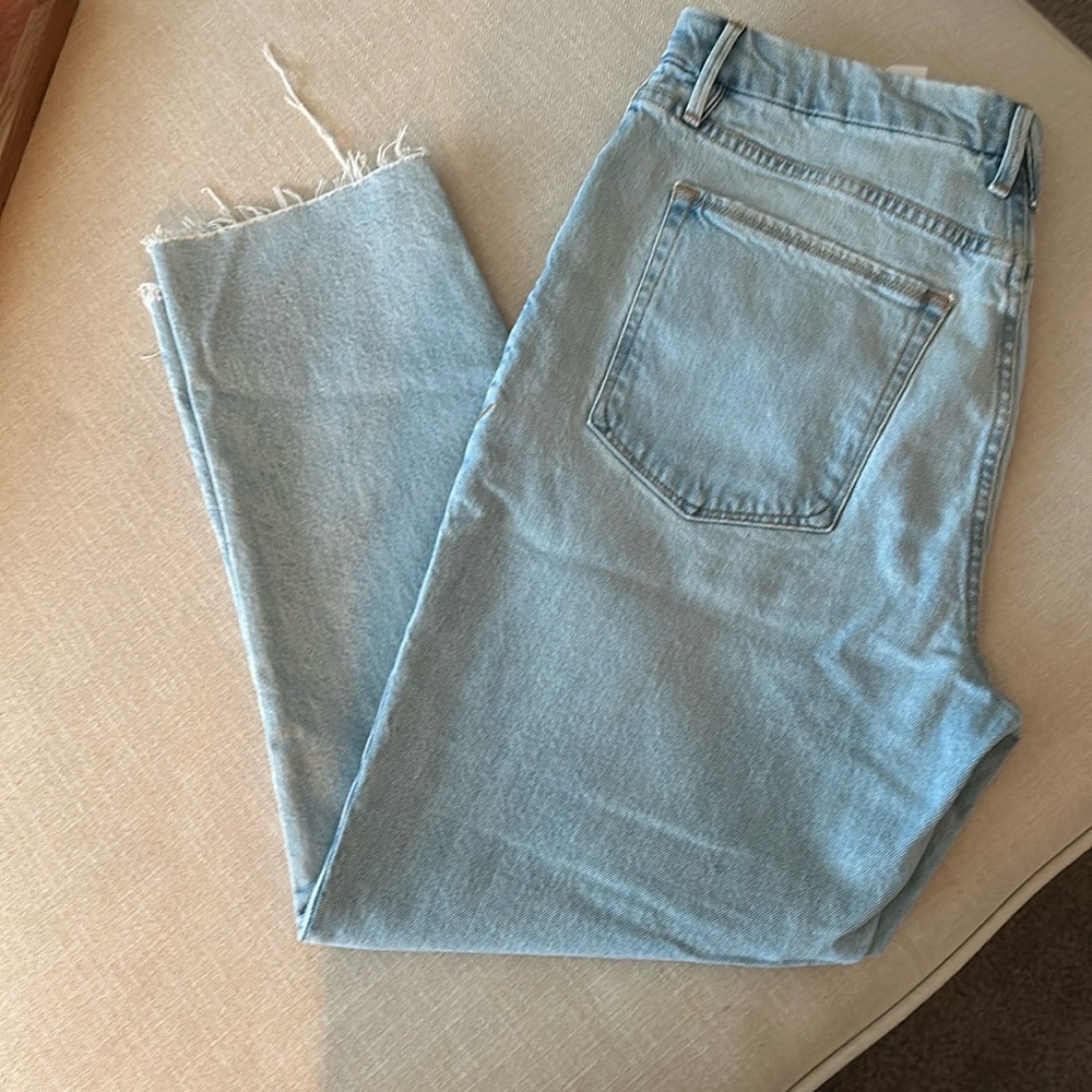 Good American Jeans light wash size 10/30
